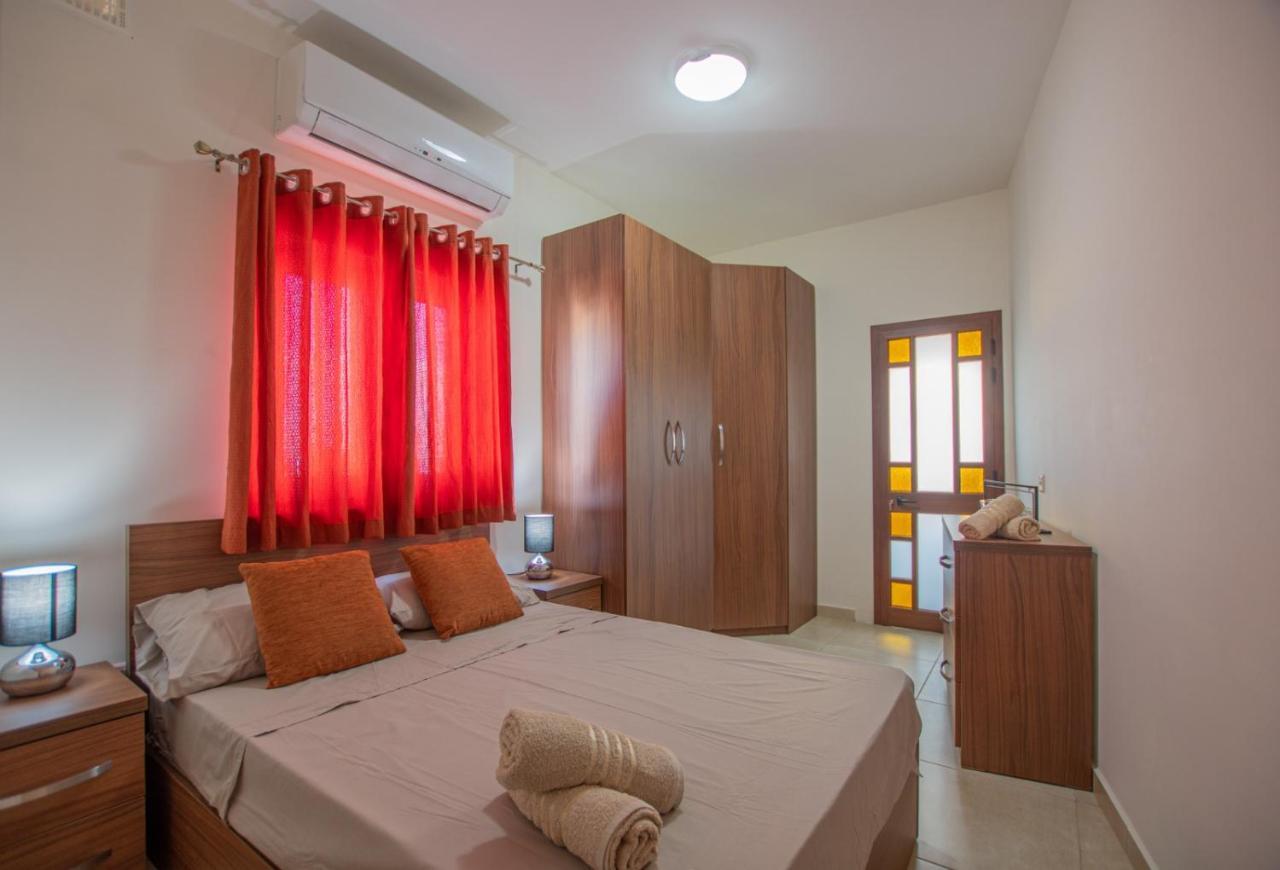 Kernice Penthouse With Sea And Country Views Of Xghajra Exterior photo