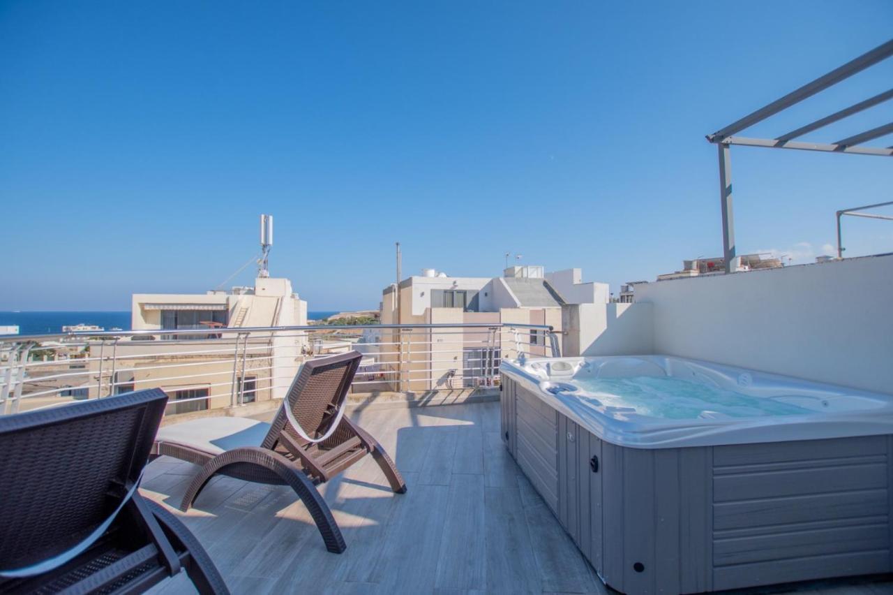 Kernice Penthouse With Sea And Country Views Of Xghajra Exterior photo